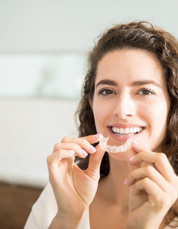 Fóliové (neviditeľné) ortodontické aparáty